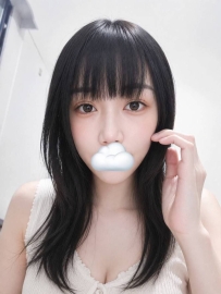 📍東京  23歲｜162cm｜48kg｜E(カップ)